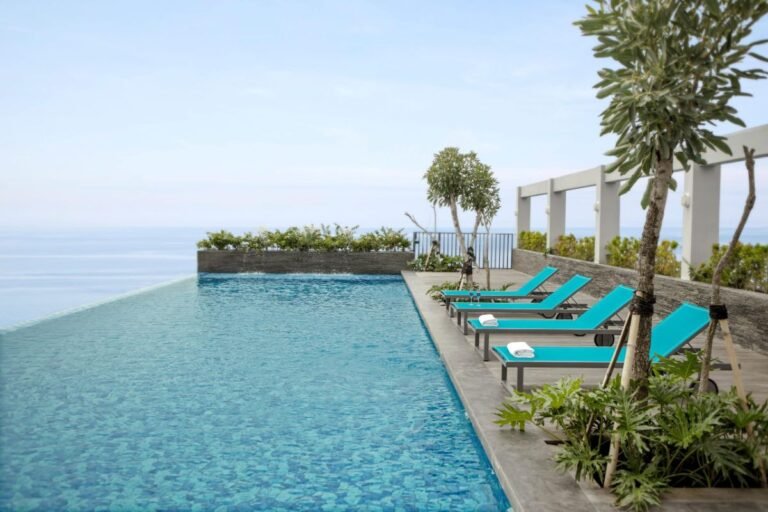 allux lounger medium scaled 1