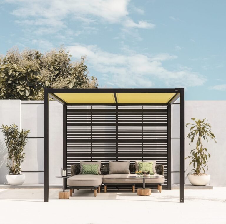 daisy deep seating mae with sombrero scaled