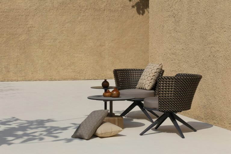 daisy mae swivel dining chair glyph low tbl scaled