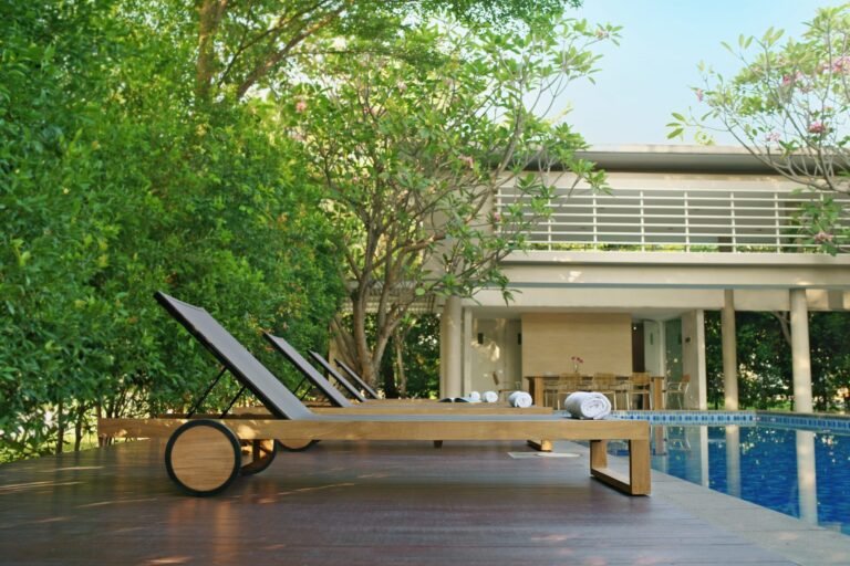 mamagreen ekka lounger teak 1 2 scaled