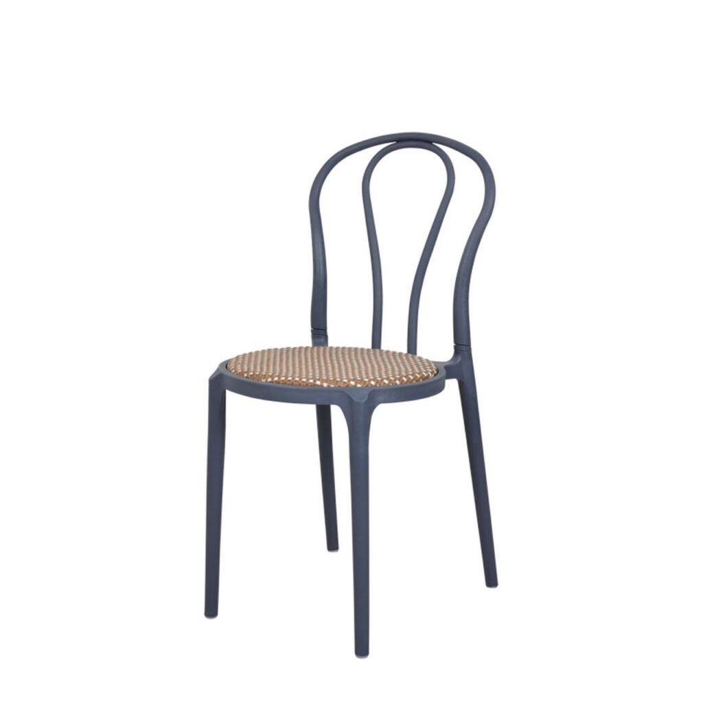 packer with wicker chair black