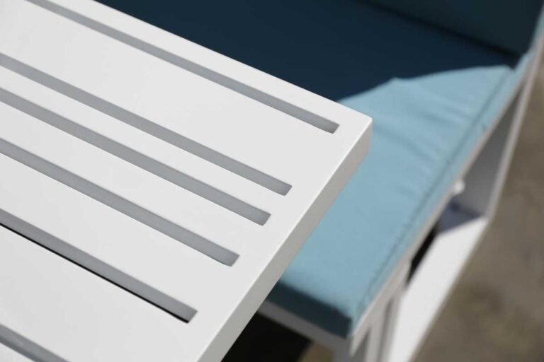 sombrero dining booth detail 4 med