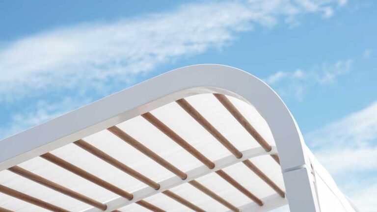 sombrero lounge booth detail 2 med