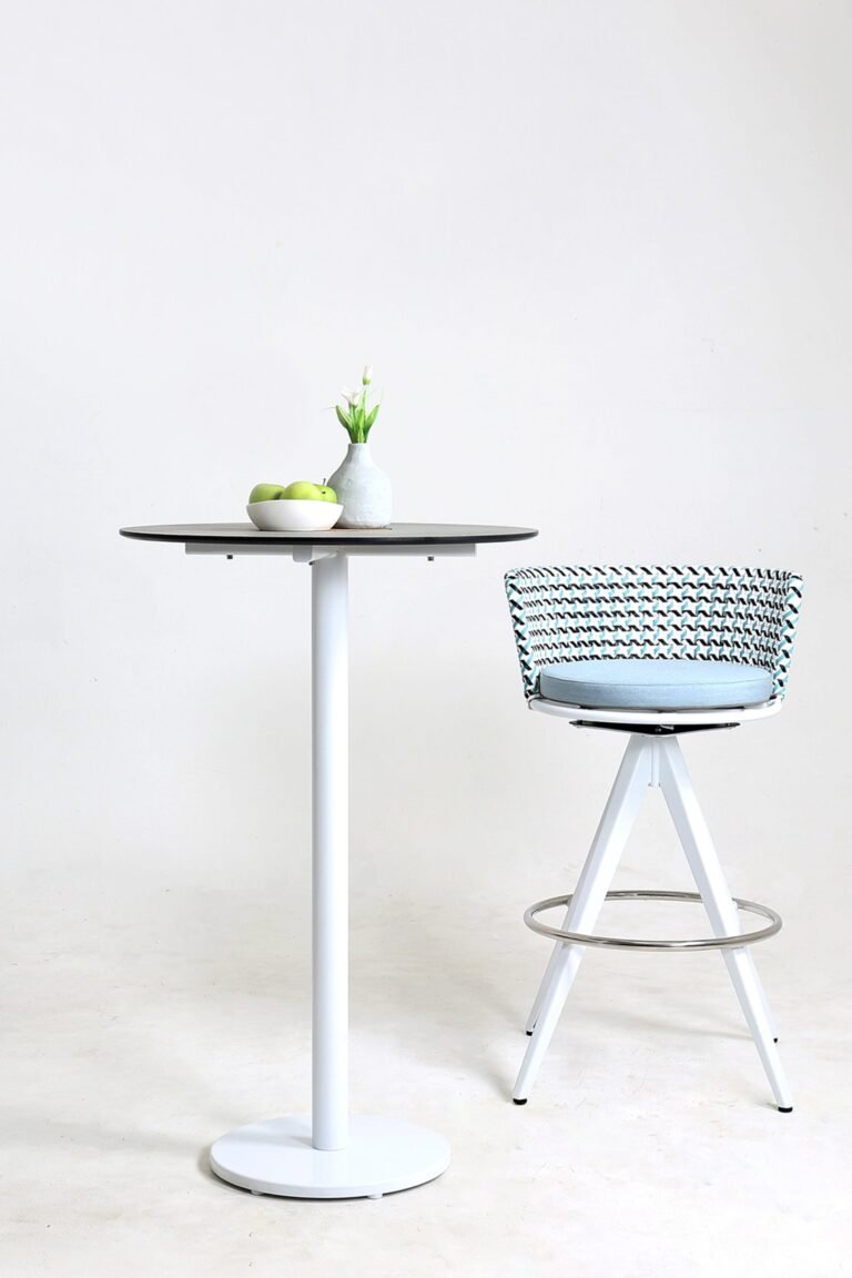 stizzy pedestal bar table daisy mae swivel bar chair 2 min scaled