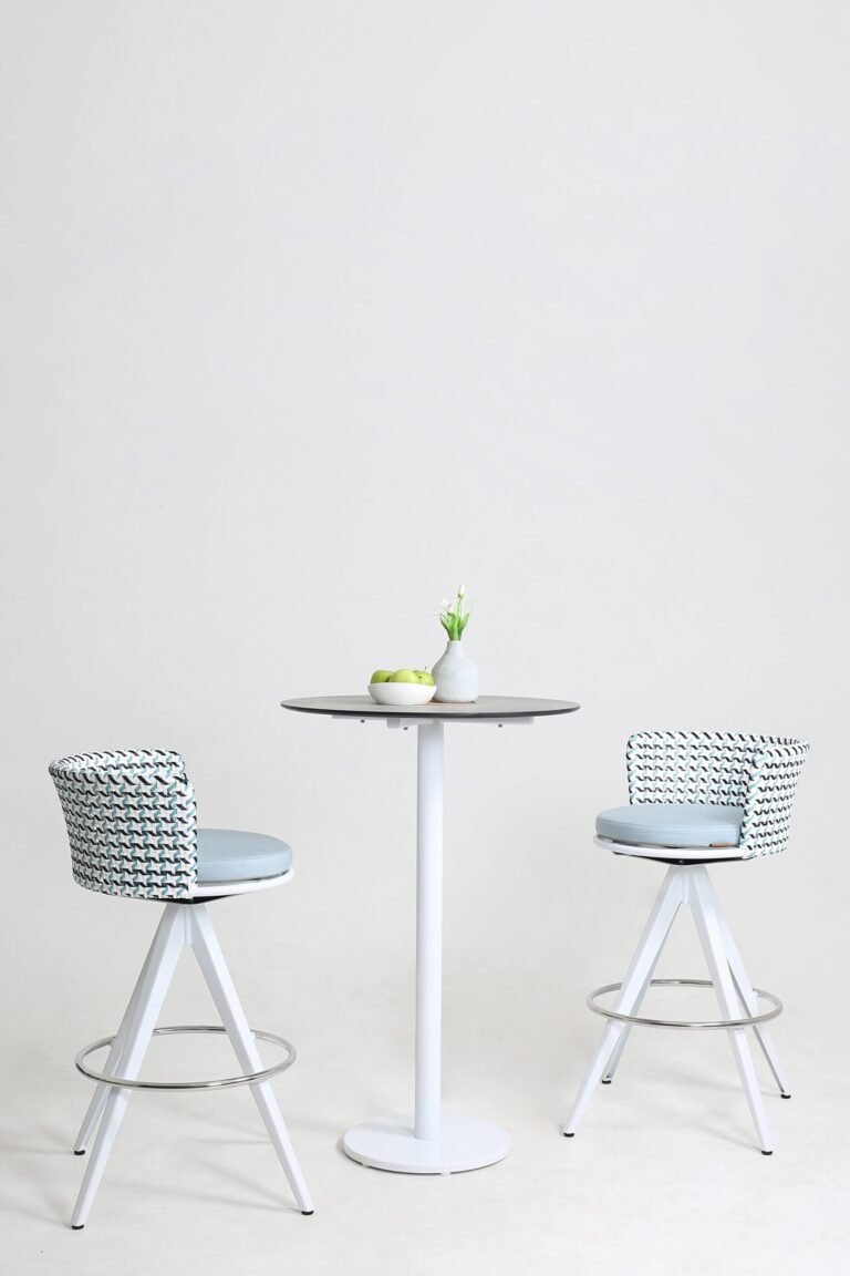 stizzy pedestal bar table daisy mae swivel bar chair 4 min scaled